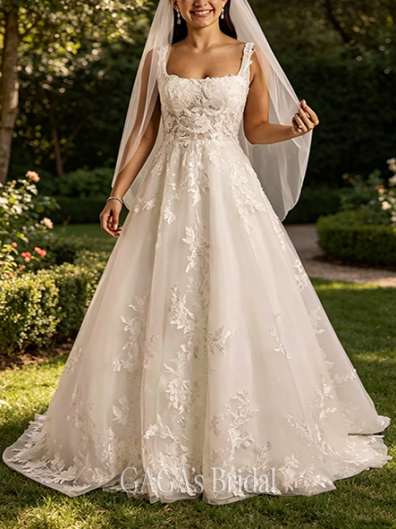 Slim-Fit Lace Applique Tank Strap Ball Gown