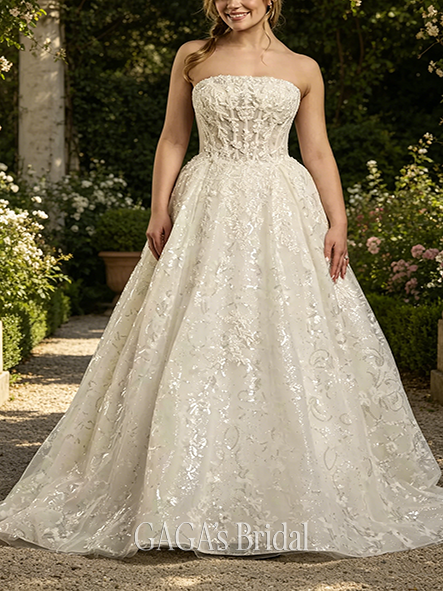 Intricate Strapless Tulle Ball Gown with Lace Appliques