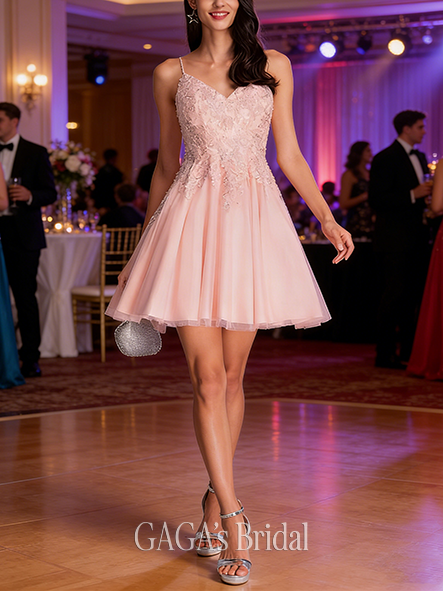 A-line Beaded V-Neck Short Tulle Prom Dresses With Beading