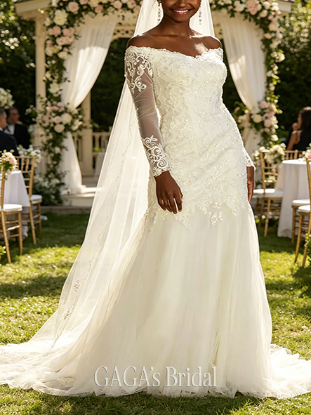 Elegant Lace and Tulle Trumpet Wedding Dress