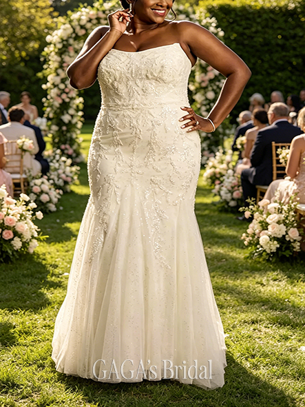 Elegant Cat-Eye Neckline Strapless Mermaid Wedding Dress