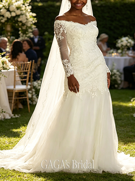 Elegant Lace and Tulle Trumpet Wedding Dress